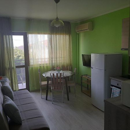 Guest House By The Captain Βάρνα Εξωτερικό φωτογραφία