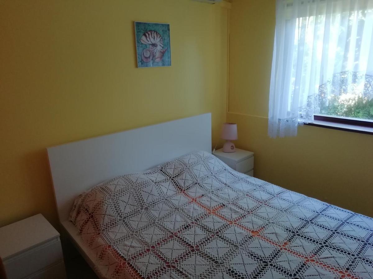 Guest House By The Captain Βάρνα Εξωτερικό φωτογραφία