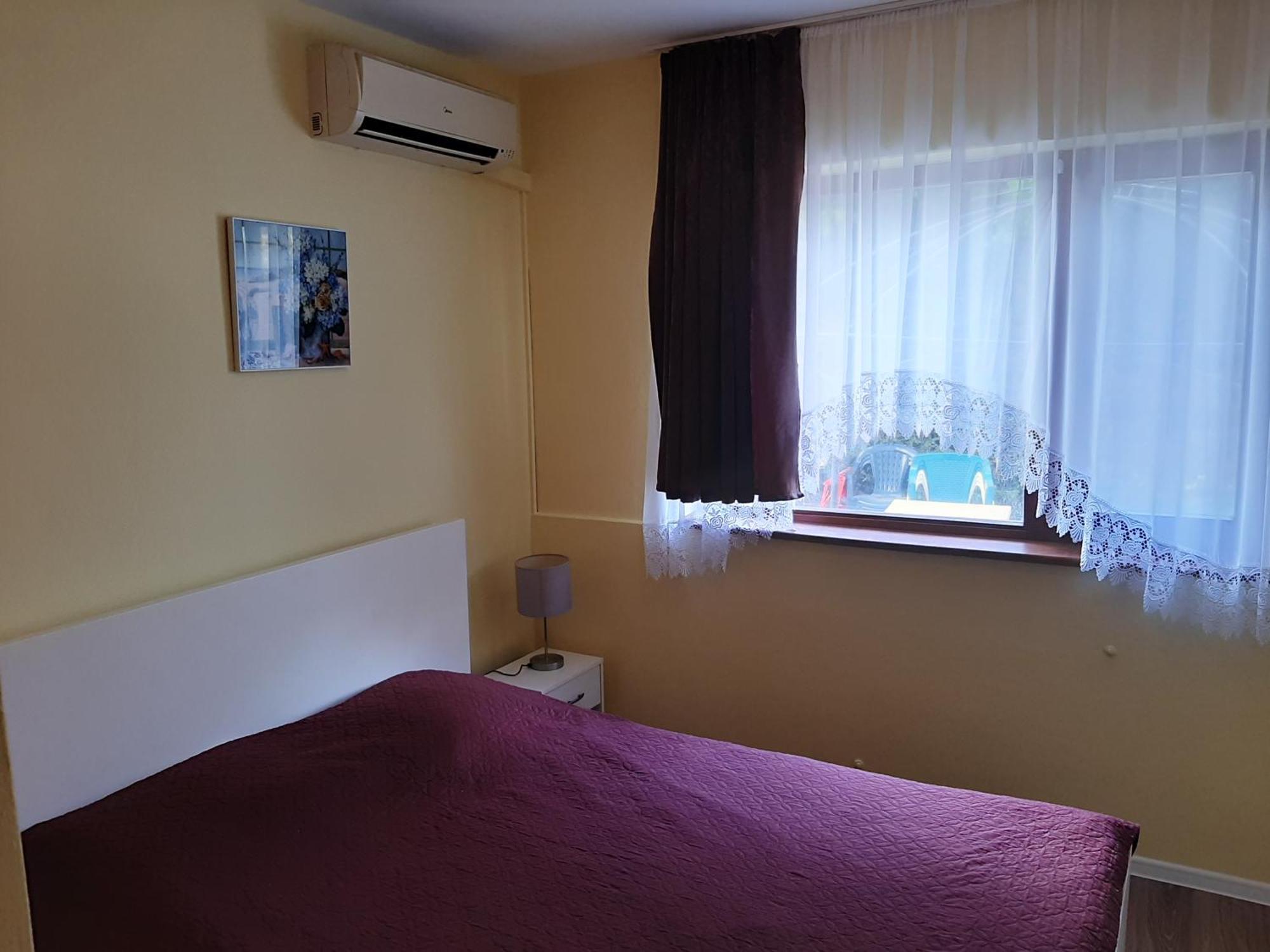 Guest House By The Captain Βάρνα Εξωτερικό φωτογραφία