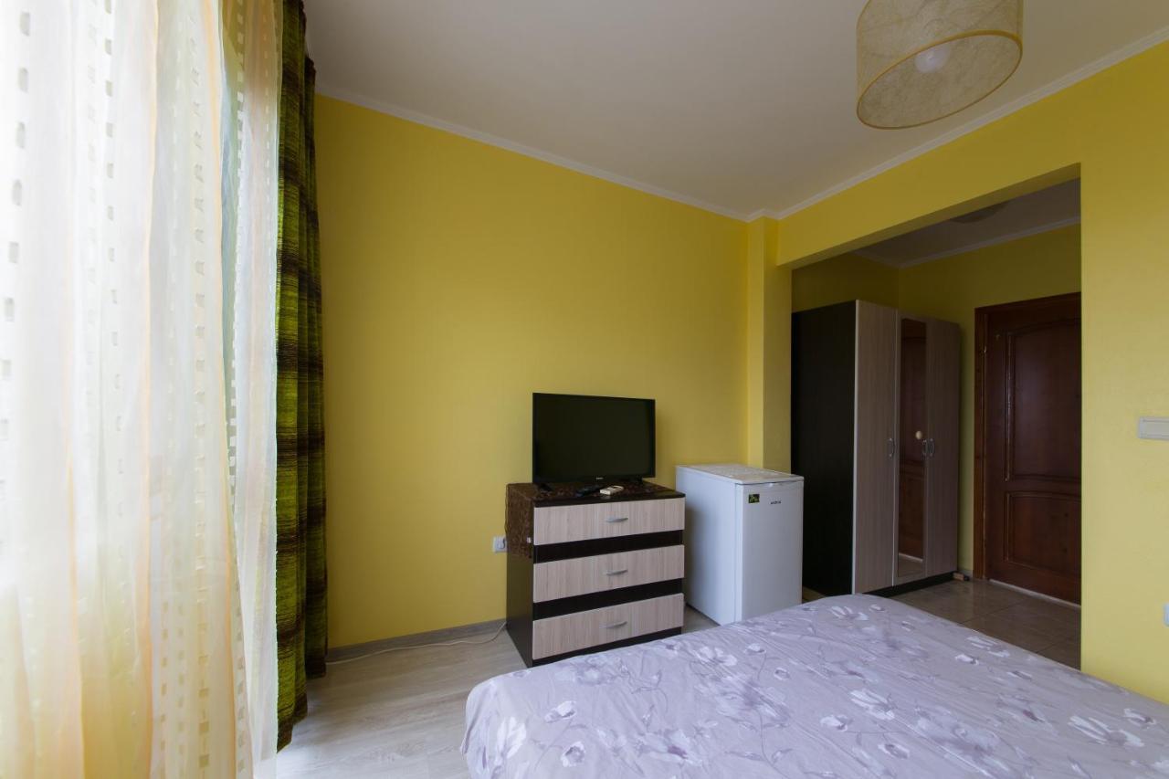 Guest House By The Captain Βάρνα Εξωτερικό φωτογραφία